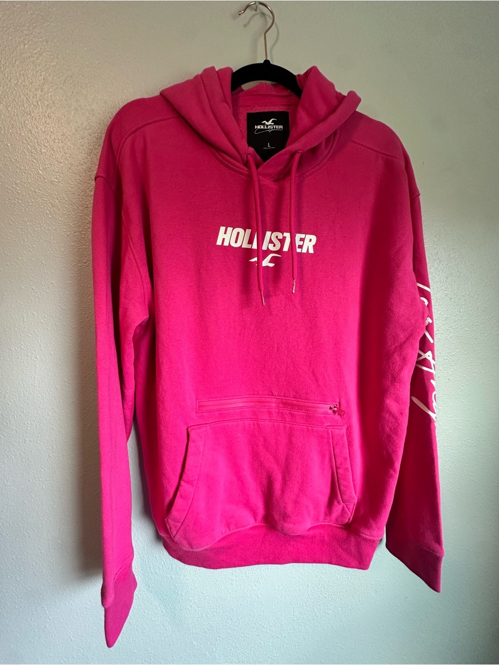 Hollister pullover hoodie hot pink large
